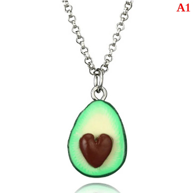 Simulation Fruit Avocado Heart-Shaped Keychain Creative Avocado Backpack Key Chain Pendant Fashion Jewelry Key Ring Friend Gift